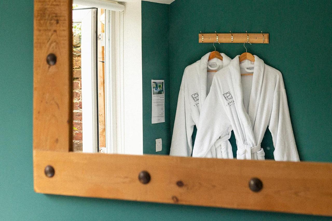 Stylish & Cosy Margate Escape With Hot Tub And Log Burner Dogs Welcome Luaran gambar
