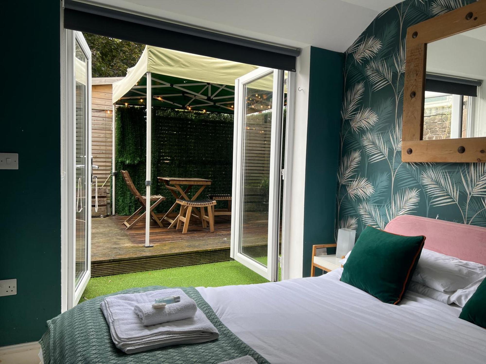 Stylish & Cosy Margate Escape With Hot Tub And Log Burner Dogs Welcome Luaran gambar