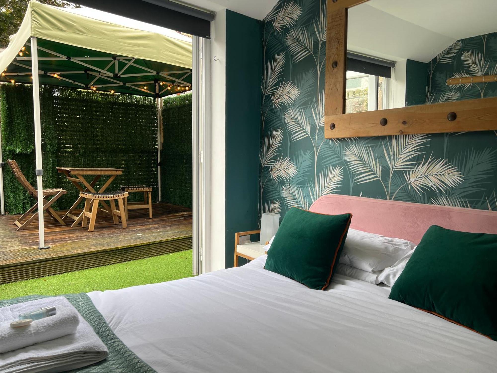 Stylish & Cosy Margate Escape With Hot Tub And Log Burner Dogs Welcome Luaran gambar