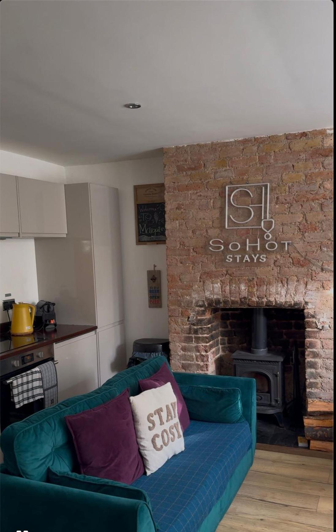 Stylish & Cosy Margate Escape With Hot Tub And Log Burner Dogs Welcome Luaran gambar